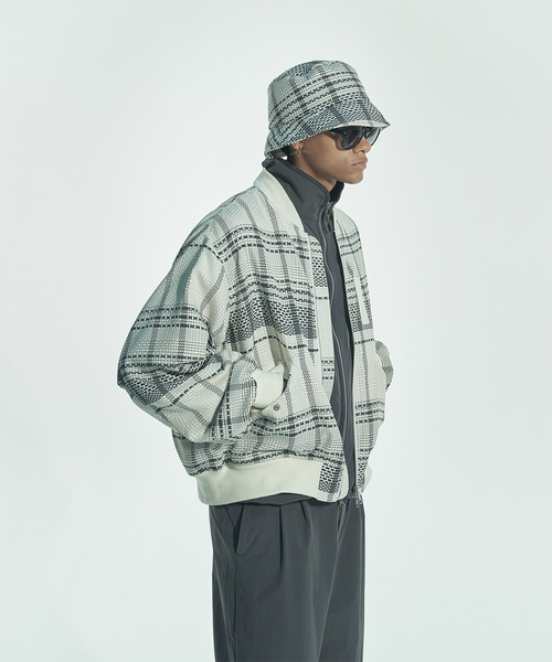 VICTIM(ヴィクティム)の「VICTIM ヴィクティム / CHECK MA-1 JACKET チェックMA-1ジャケット / VTM-26-O-003(MA-1・メンズ・ブラック/ネイビー/ホワイト・1/2)」の6枚目の写真