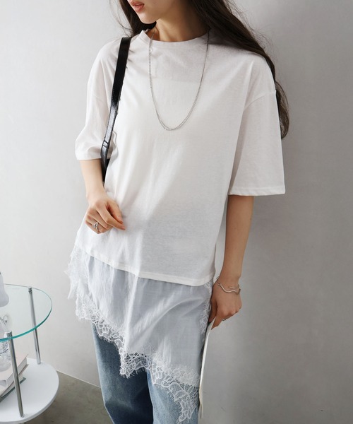 SpRay(スプレイ)の「すそレース Tシャツ(Tシャツ/カットソー・レディース・ブラック/ブラウン/ホワイト・FREE)」の4枚目の写真