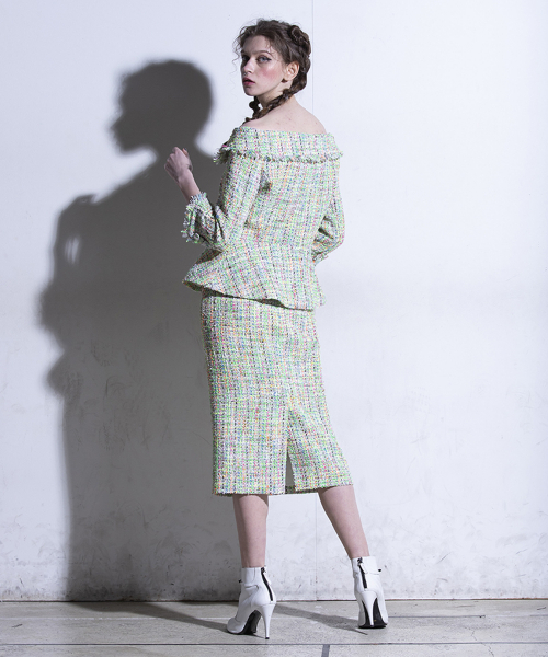GREEDILOUS（グリディアス）の「ツイードオフショルダージャケット（その他アウター・レディース・その他・S/M/L/XS）」の4枚目の写真
