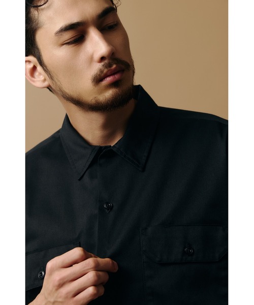 AZUL by moussy(アズールバイマウジー)の「【Dickies×AZUL】半袖ワークシャツ(シャツ/ブラウス・メンズ・ブラック/ベージュ・MEDIUM/LARGE/X-LARGE)」の16枚目の写真