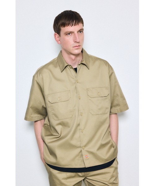 AZUL by moussy(アズールバイマウジー)の「【Dickies×AZUL】半袖ワークシャツ(シャツ/ブラウス・メンズ・ブラック/ベージュ・MEDIUM/LARGE/X-LARGE)」の20枚目の写真