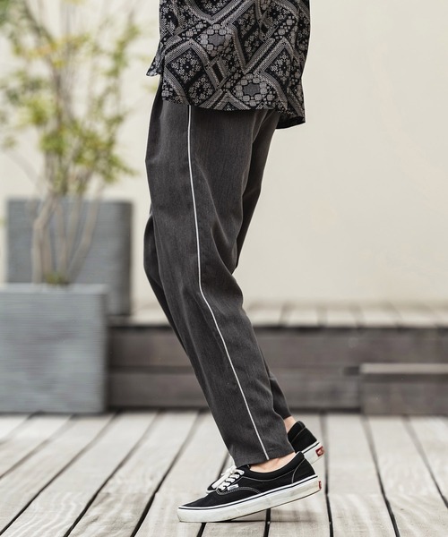 CAMBIO(カンビオ)の「mp14962- Side Piping Line Tapered Ankle Slacks スラックスパンツ(S68626cmb)(スラックス・メンズ・チャコールグレー/ブラック・L/M/S)」の13枚目の写真