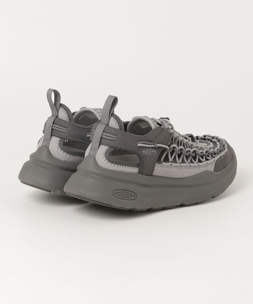 KEEN（キーン）の「UNEEK WK 1032208（サンダル・メンズ・グレー・28cm/27cm/26cm）」の2枚目の写真