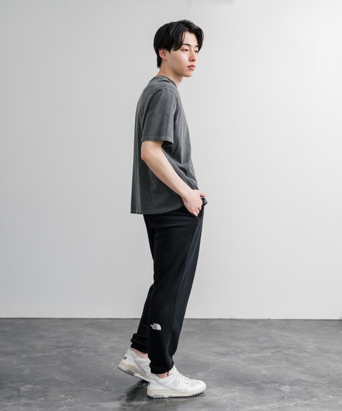THE NORTH FACE（ザノースフェイス）の「THE NORTH FACE ザ・ノースフェイス M S SIMPLE DOME LIGHT REGULAR TAPERED JOGGER レギュラーフィットテーパードスウェットジョガーパンツ（スウェットパンツ・メンズ・ネイビー/ベージュ/ブラック・L/M/S/XL）」の8枚目の写真
