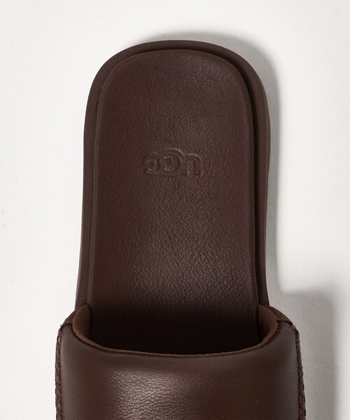 UGG(アグ)の「<UGG>シーサイド 2 スライド サンダル(サンダル・メンズ・ブラック/ダークブラウン・9/10/8)」の11枚目の写真