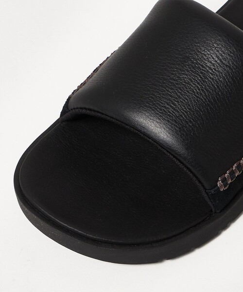 UGG(アグ)の「<UGG>シーサイド 2 スライド サンダル(サンダル・メンズ・ブラック/ダークブラウン・9/10/8)」の16枚目の写真