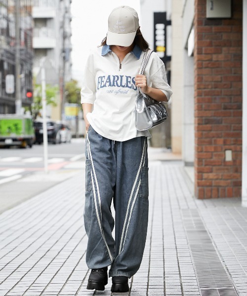 GORGE(ゴージ)の「《デニム襟×カレッジロゴ刺繍》カットソー/ストリート×カジュアル/春夏秋/全3色(Tシャツ/カットソー・レディース・チャコール/オフホワイト/杢グレー・F)」の4枚目の写真