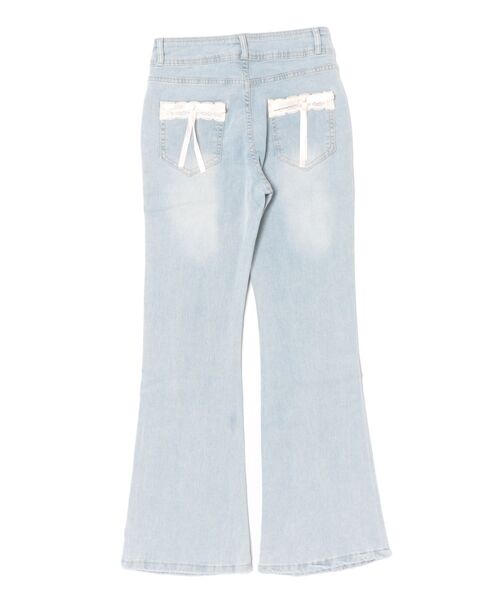 Nia(ニア)の「Nia(ニア)/バックリボン付きフレアデニムパンツ(デニムパンツ・レディース・ライトブルー・MEDIUM/SMALL/LARGE)」の7枚目の写真