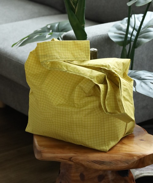 392 plusm(サンキューニプリュスエム)の「392PLUSM ECO BAG_S チェック エコバッグ(エコバッグ/サブバッグ・メンズ・グリーン/イエロー/オフホワイト/ベージュ・ONE)」の4枚目の写真