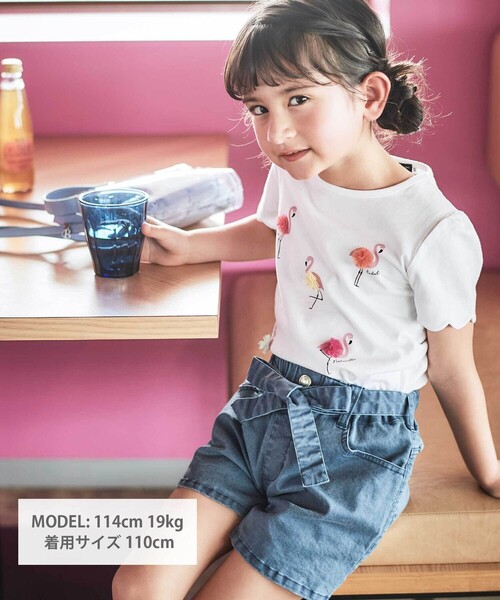 BeBe（ベベ）の「フラミンゴモチーフスカラップ袖Tシャツ(80~150cm)（Tシャツ/カットソー・キッズ・ブルー/ホワイト・130cm/120cm/140cm/150cm/110cm）」の3枚目の写真