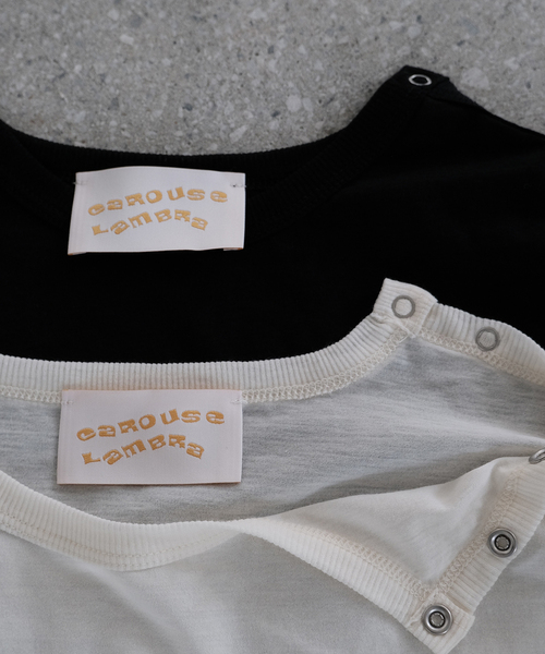 IENA LA BOUCLE(イエナラブークル)の「CAROUSE LAMBRA ケラウズランブラ×La BOUCLE別注 CREW COT(Tシャツ/カットソー・レディース・ブラック・FREE)」の3枚目の写真