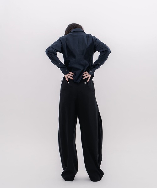 CONZ（コンズ）の「fitted zip up shirt（シャツ/ブラウス・レディース・ネイビー/ダークグレー・2/1）」の7枚目の写真