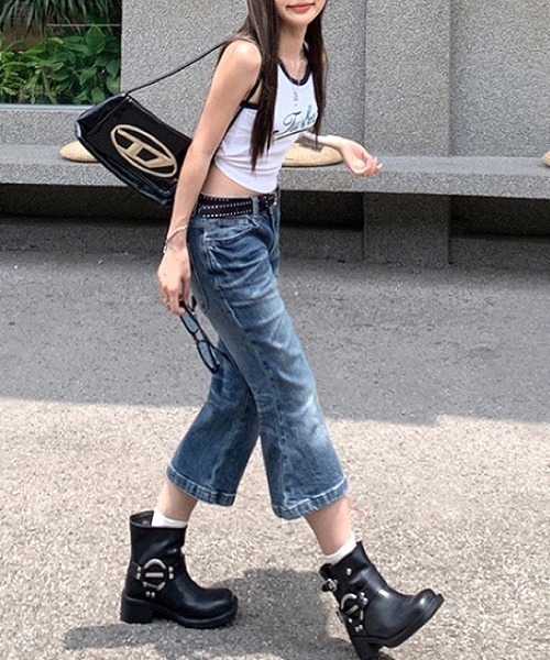SHEENA（シーナ）の「ローライズデニムカプリパンツ（デニムパンツ・レディース・ブルー・L/M/S）」の16枚目の写真