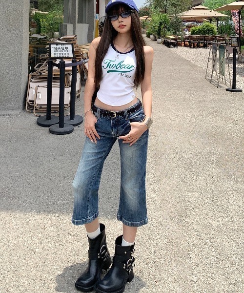 SHEENA（シーナ）の「ローライズデニムカプリパンツ（デニムパンツ・レディース・ブルー・L/M/S）」の15枚目の写真