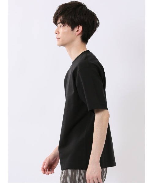 TAKA-Q(タカキュー)の「ストレッチ 接触冷感 抗菌防臭 UV シルケットポンチ 綿混 クルーネック 半袖 Tシャツ メンズ(Tシャツ/カットソー・メンズ・ブルー/ブラック/ホワイト/キャメル・X-LARGE/MEDIUM/LARGE)」の16枚目の写真
