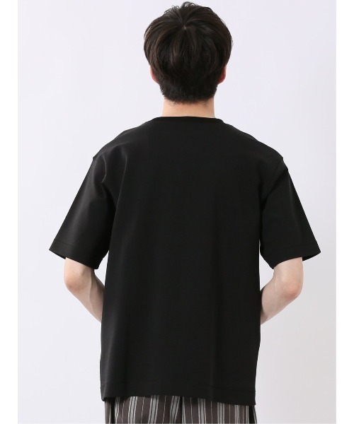 TAKA-Q(タカキュー)の「ストレッチ 接触冷感 抗菌防臭 UV シルケットポンチ 綿混 クルーネック 半袖 Tシャツ メンズ(Tシャツ/カットソー・メンズ・ブルー/ブラック/ホワイト/キャメル・X-LARGE/MEDIUM/LARGE)」の17枚目の写真