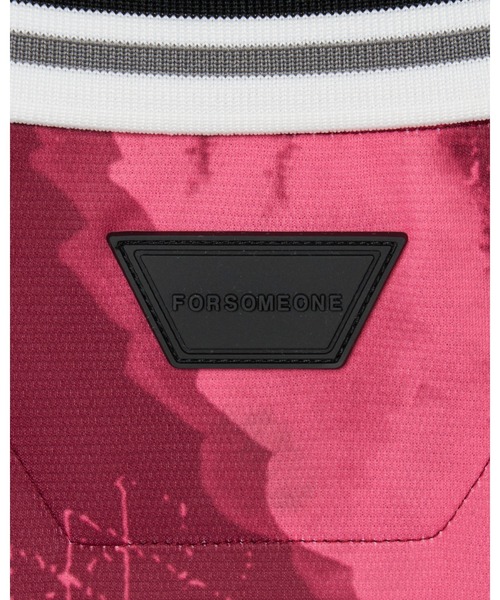 FORSOMEONE(フォーサムワン)の「FORSOMEONE UMBRO FC SHIRT(その他トップス・メンズ・ブラック/レッド・50/44/48/46)」の8枚目の写真