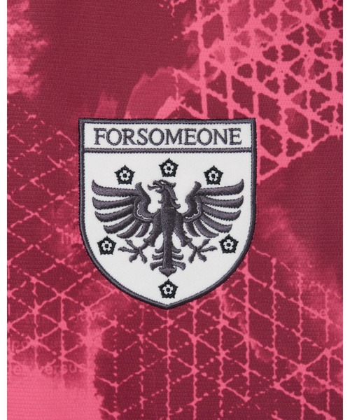 FORSOMEONE(フォーサムワン)の「FORSOMEONE UMBRO FC SHIRT(その他トップス・メンズ・ブラック/レッド・50/44/48/46)」の12枚目の写真