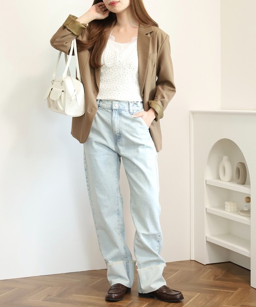 atONE（アットワン）の「ロールアップフリンジデニムパンツ（デニムパンツ・レディース・ブルー/ダークネイビー/サックスブルー/ネイビー・L/M/LL）」の5枚目の写真