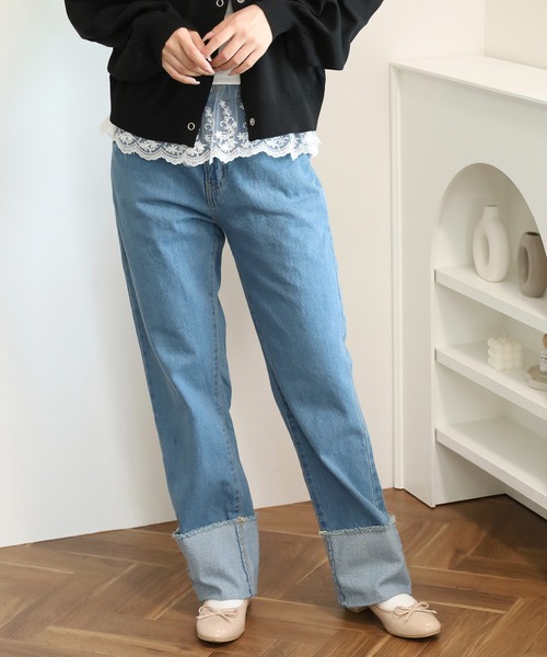 atONE（アットワン）の「ロールアップフリンジデニムパンツ（デニムパンツ・レディース・ブルー/ダークネイビー/サックスブルー/ネイビー・L/M/LL）」の10枚目の写真