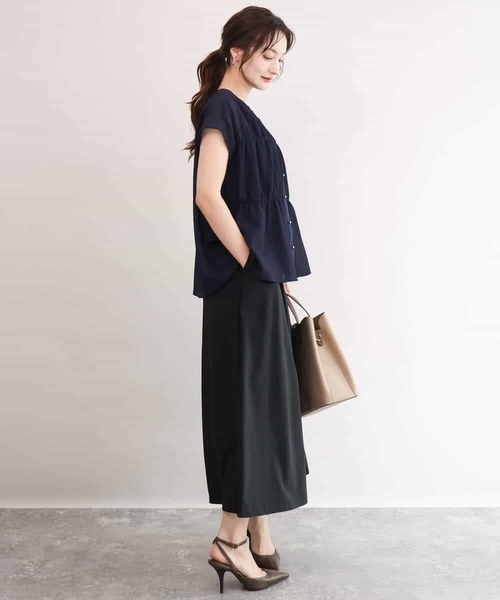 MK MICHEL KLEIN（エムケーミッシェルクラン）の「[洗える]シャーリングデザインストレッチブラウス（シャツ/ブラウス・レディース・アイボリー/ライトグリーン/ネイビー・38）」の8枚目の写真