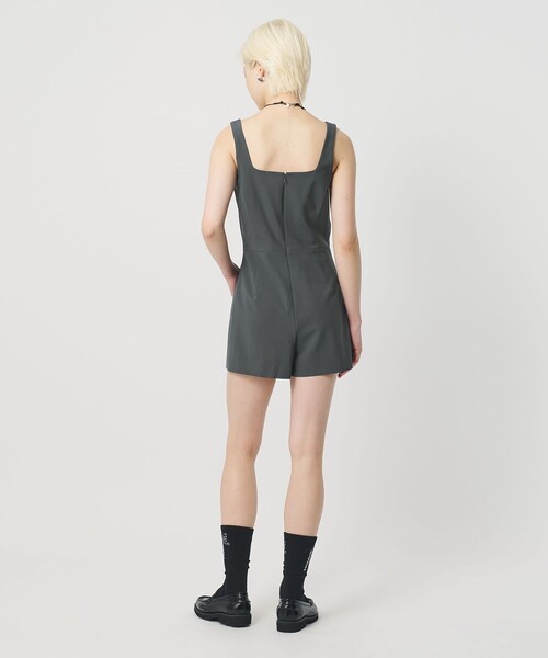H　BEAUTY&YOUTH UNITED ARROWS（エイチビューティーアンドユースユナイテッドアローズ）の「＜H＞トロピカルクロス オールインワン ミニ（つなぎ/オールインワン・レディース・ネイビー/グレー系・S/M）」の3枚目の写真