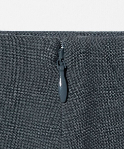 H　BEAUTY&YOUTH UNITED ARROWS（エイチビューティーアンドユースユナイテッドアローズ）の「＜H＞トロピカルクロス オールインワン ミニ（つなぎ/オールインワン・レディース・ネイビー/グレー系・S/M）」の10枚目の写真
