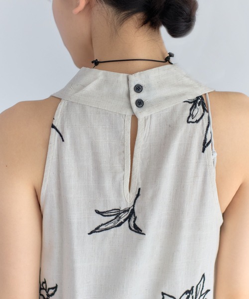 leimn（レイムン）の「フラワー刺繍Vネックトップス（シャツ/ブラウス・レディース・ホワイト/アイボリー・FREE）」の15枚目の写真