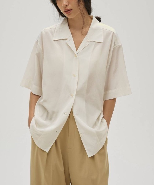 TODAYFUL（トゥデイフル）の「Silky Halfsleeve Shirts 12610426（シャツ/ブラウス・レディース・ブラウン/ホワイト/ブラック・FREE）」の9枚目の写真