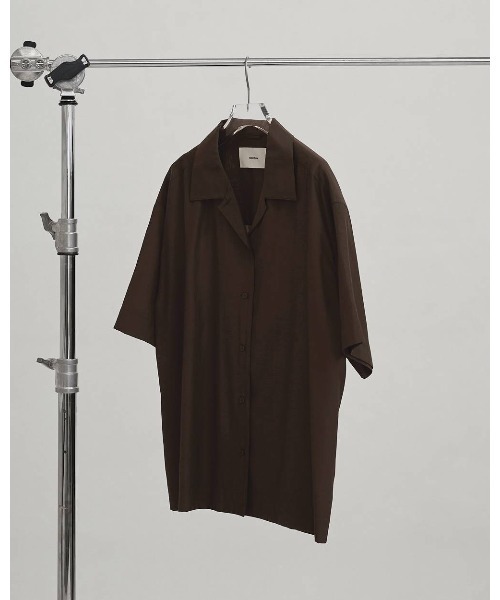 TODAYFUL（トゥデイフル）の「Silky Halfsleeve Shirts 12610426（シャツ/ブラウス・レディース・ブラウン/ホワイト/ブラック・FREE）」の13枚目の写真