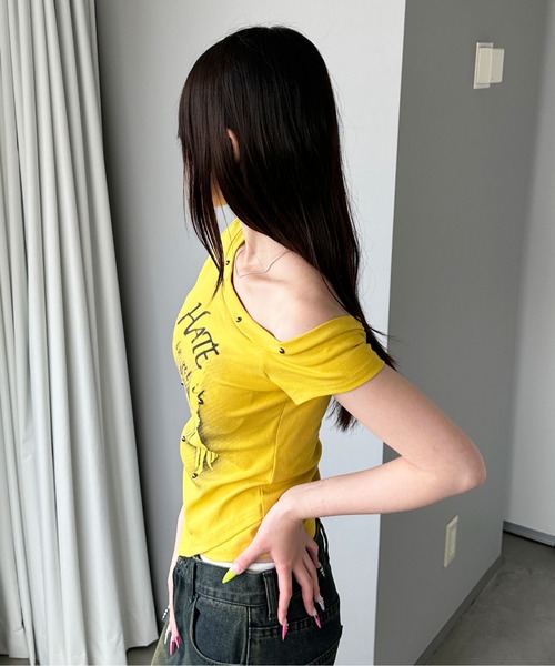 sedacle girl(セダクルガール)の「ユニコーンオフショルT(Tシャツ/カットソー・レディース・イエロー/オフホワイト/ブラック・FREE)」の17枚目の写真