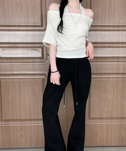 VIVID LADY(ビビッドレディー)の「ドットホルターネックドッキング 半袖トップス(Tシャツ/カットソー・レディース・カーキ/ブルー/ブラック/クリーム・FREE)」の5枚目の写真
