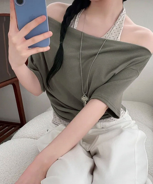 VIVID LADY(ビビッドレディー)の「ドットホルターネックドッキング 半袖トップス(Tシャツ/カットソー・レディース・カーキ/ブルー/ブラック/クリーム・FREE)」の15枚目の写真