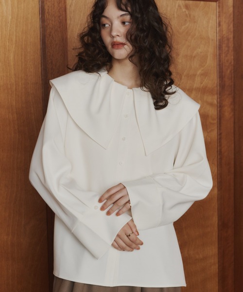 OLUN(オルン)の「2way Big Collar Blouse/2wayビックカラーブラウス(シャツ/ブラウス・レディース・ブラウン/オフホワイト・FREE)」の5枚目の写真