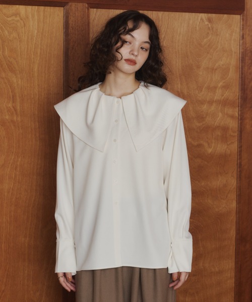 OLUN(オルン)の「2way Big Collar Blouse/2wayビックカラーブラウス(シャツ/ブラウス・レディース・ブラウン/オフホワイト・FREE)」の13枚目の写真