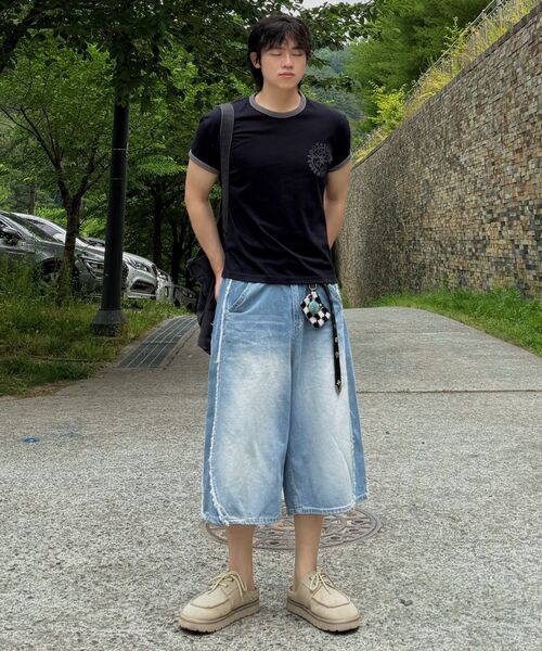 P.IN.O（ピインオ）の「カットオフバミューダデニムパンツ - ライトブルー（その他パンツ・メンズ・その他・SMALL/MEDIUM/LARGE/X-LARGE）」の7枚目の写真