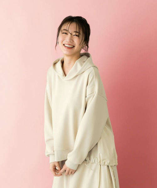 UNDOVE(アンドゥーブ)の「イージーケア ×ウォッシャブル×UVカット×防シワ ×ストレッチ|【SEJ】異素材切替フーディープルオーバ(パーカー・レディース・ブラック/アイボリー・LARGE/X-LARGE/MEDIUM)」の1枚目の写真