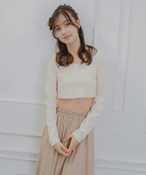 amr.(アムレ)の「ショート丈リボントップス(Tシャツ/カットソー・レディース・アイボリー/ネイビー・FREE)」の1枚目の写真
