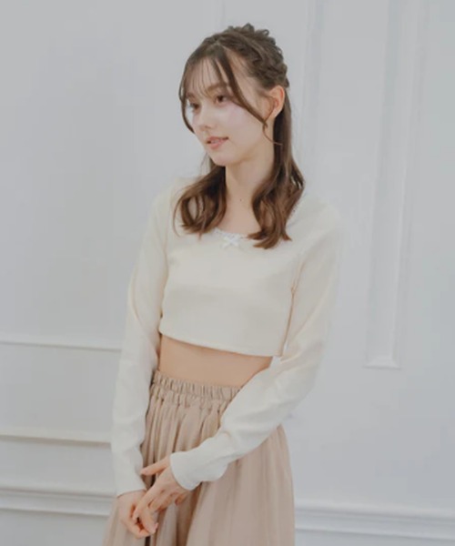 amr.(アムレ)の「ショート丈リボントップス(Tシャツ/カットソー・レディース・アイボリー/ネイビー・FREE)」の5枚目の写真