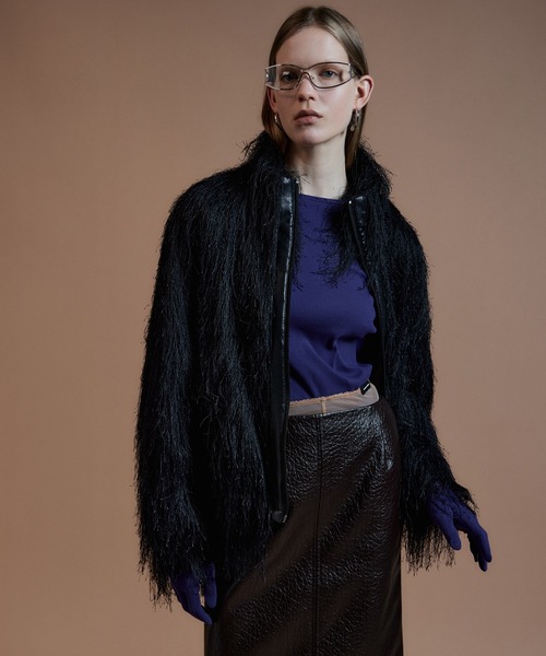 MAISON SPECIAL(メゾンスペシャル)の「Feather High-Neck Blouson/フェザーハイネックブルゾン(ブルゾン・レディース・ブラック/アイボリー・FREE)」の2枚目の写真
