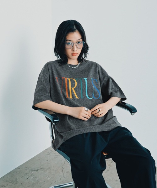 LEPSIM(レプシィム)の「カラー杢ロゴBIGT 1044463(Tシャツ/カットソー・レディース・チャコールグレー/オフホワイト/ブルー/キャメル・FREE)」の13枚目の写真