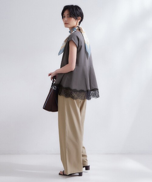 OPAQUE.CLIP（オペークドットクリップ）の「裾レースペプラムカットソー【洗濯機OK】（Tシャツ/カットソー・レディース・ライトブルー/チャコールグレー/ホワイト・42/38/40）」の12枚目の写真