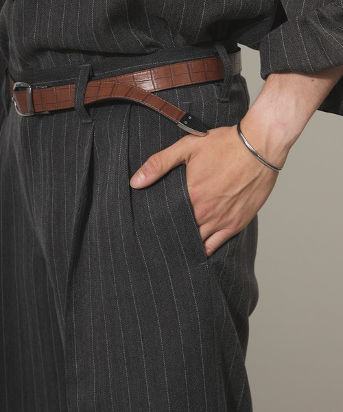 Adoon plain(アドーンプレーン)の「ASSORTED ONE-TUCK STRAIGHT SLACKS / アソート1タックストレートスラックス(ストライプ・無地)(スラックス・メンズ・チャコールグレー/ブラック/ベージュ・SMALL/MEDIUM/LARGE)」の16枚目の写真