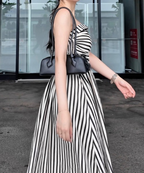 THEODORIC.dy(セオドリックディ)の「ストライプトップワンピース(ワンピース・レディース・アイボリー・MEDIUM/SMALL/LARGE)」の7枚目の写真