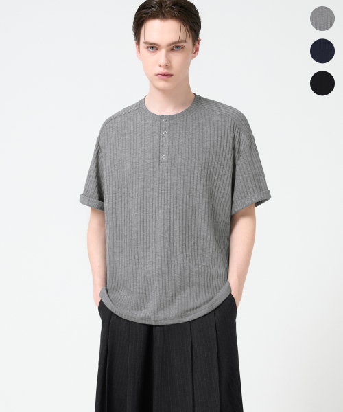 TRILLION(トリリオン)の「リブドリングスナップヘンリーネック半袖Tシャツ_3カラー(Tシャツ/カットソー・レディース・ネイビー/ライトグレー/ブラック・MEDIUM/X-LARGE/LARGE)」の6枚目の写真