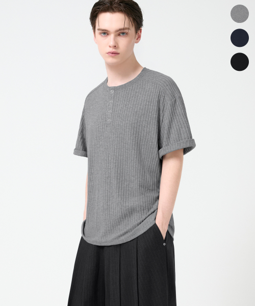 TRILLION(トリリオン)の「リブドリングスナップヘンリーネック半袖Tシャツ_3カラー(Tシャツ/カットソー・レディース・ネイビー/ライトグレー/ブラック・MEDIUM/X-LARGE/LARGE)」の7枚目の写真