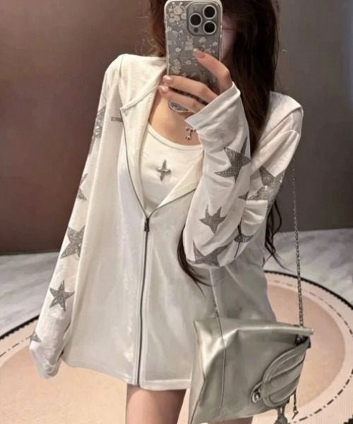 yuue' ( wear )(ユーイ)の「ラインストーンカットジップパーカー(パーカー・レディース・グレー/ブラック/ホワイト・FREE)」の6枚目の写真