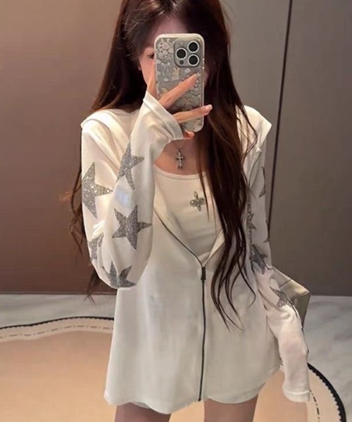yuue' ( wear )(ユーイ)の「ラインストーンカットジップパーカー(パーカー・レディース・グレー/ブラック/ホワイト・FREE)」の5枚目の写真