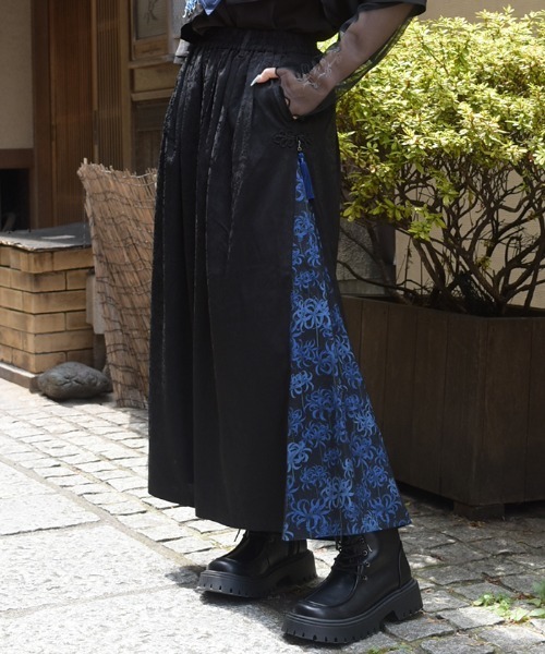 axes femme(アクシーズファム)の「彼岸花柄×JQパンツ(その他パンツ・レディース・ブルー/レッド・FREE)」の3枚目の写真