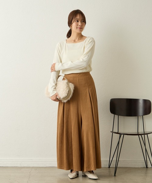 Aunely(オーネリー)の「【Aunely】美デコルテソフトリブ2WAYスクエアーネックプルオーバー<YOSOOIシリーズ>(Tシャツ/カットソー・レディース・ブラック/カーキオリーブ/ブラック系/ブラウン/アイボリー/ワイン/ネイビー・M/L)」の19枚目の写真